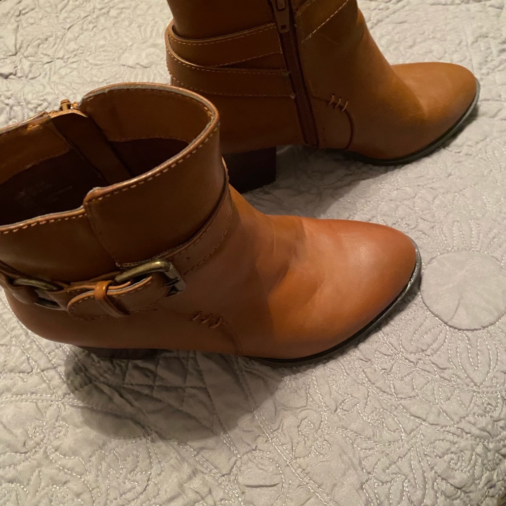 Bass women’s boots